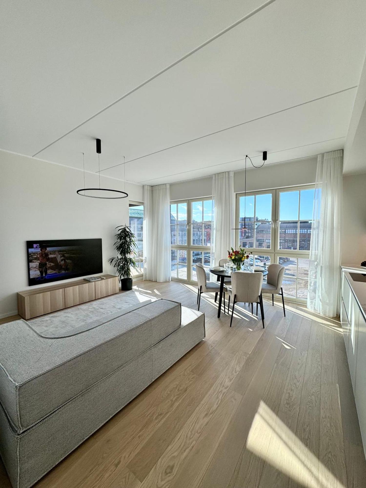 Apartment Premium Noblessner Seaside Apartment, Free Parking